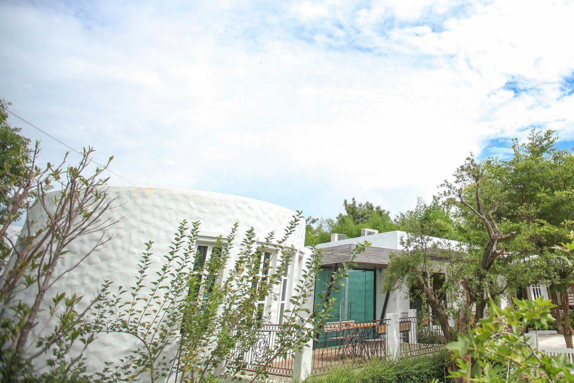 Monkey House Hotel - Chiang Mai — Photos 1
